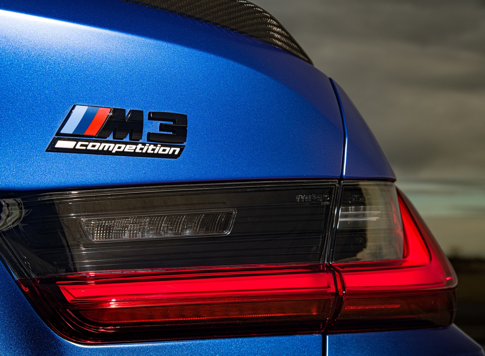 2021 BMW M3 Sedan Competition (Color: Frozen Portimao Blue Metallic) Tail Light Wallpapers #91 of 268