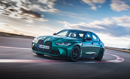 2021 BMW M3 Sedan Competition (Color: Isle of Men Green) Front Three-Quarter Wallpapers 450x275 (116)