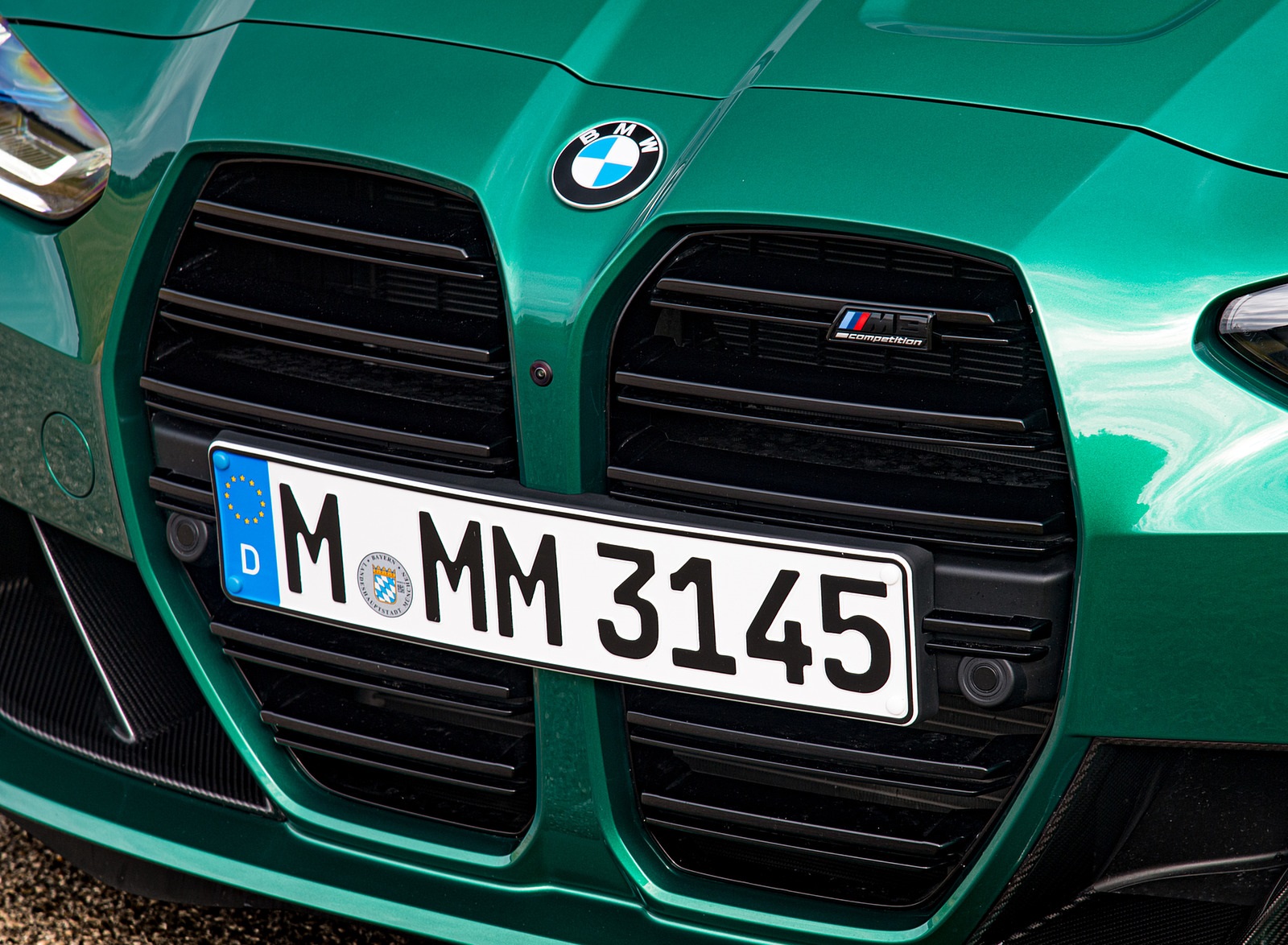 2021 BMW M3 Sedan Competition (Color: Isle of Men Green) Grill Wallpapers #151 of 268