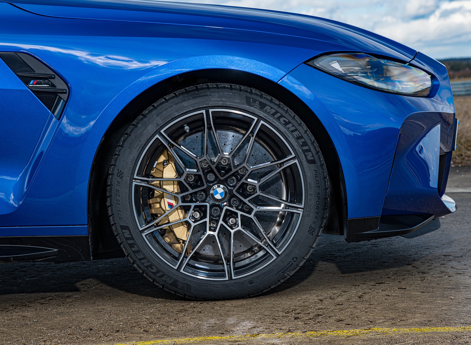 2021 BMW M4 Coupe Competition (Color: Portimao Blue) Wheel Wallpapers #61 of 207