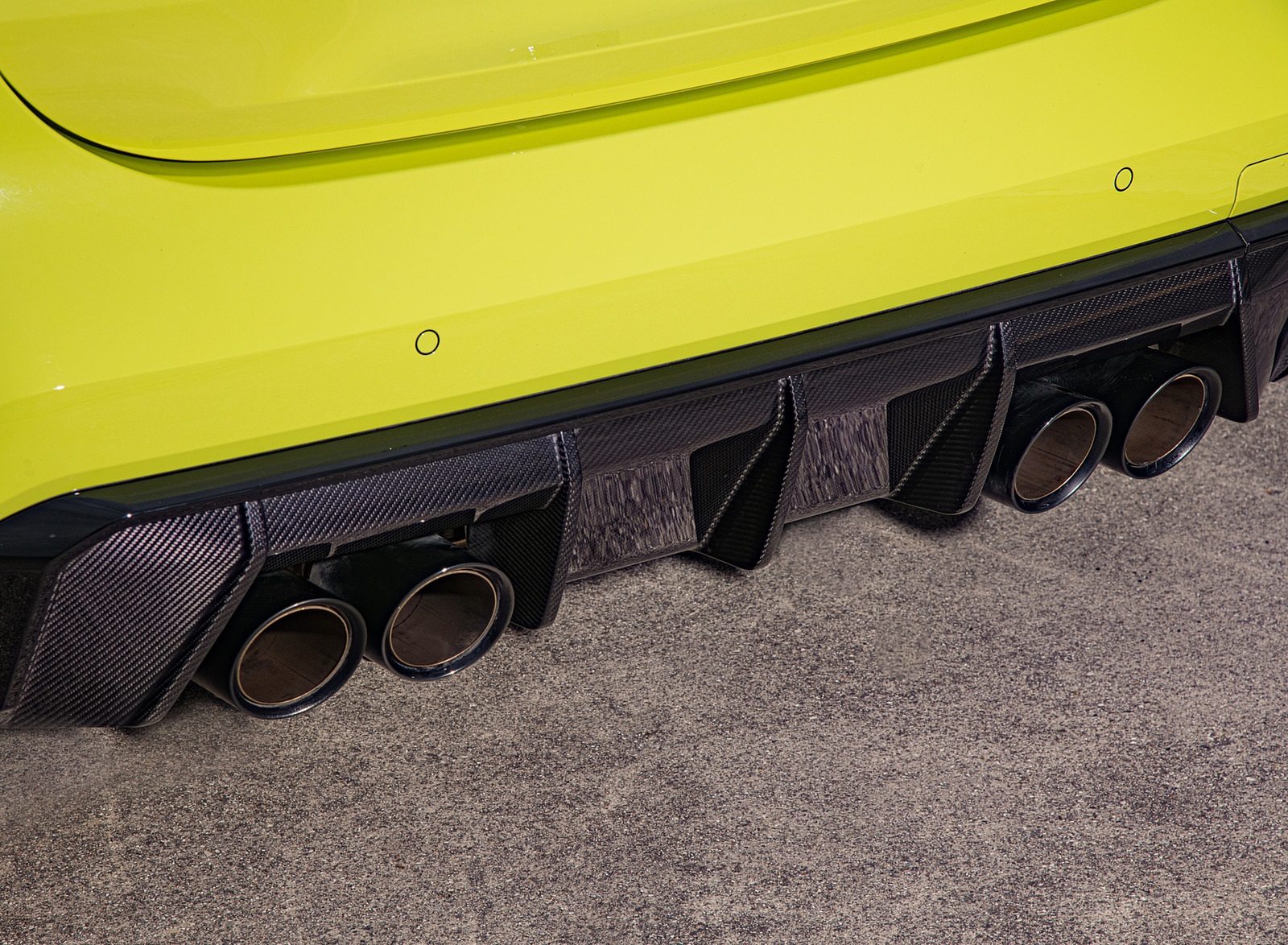 2021 BMW M4 Coupe Competition (Color: Sao Paulo Yellow) Exhaust Wallpapers #113 of 207