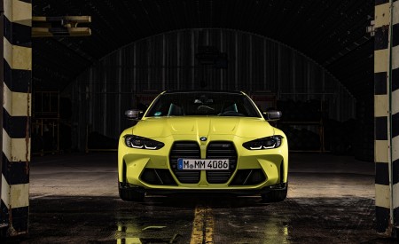 2021 BMW M4 Coupe Competition (Color: Sao Paulo Yellow) Front Wallpapers 450x275 (105)