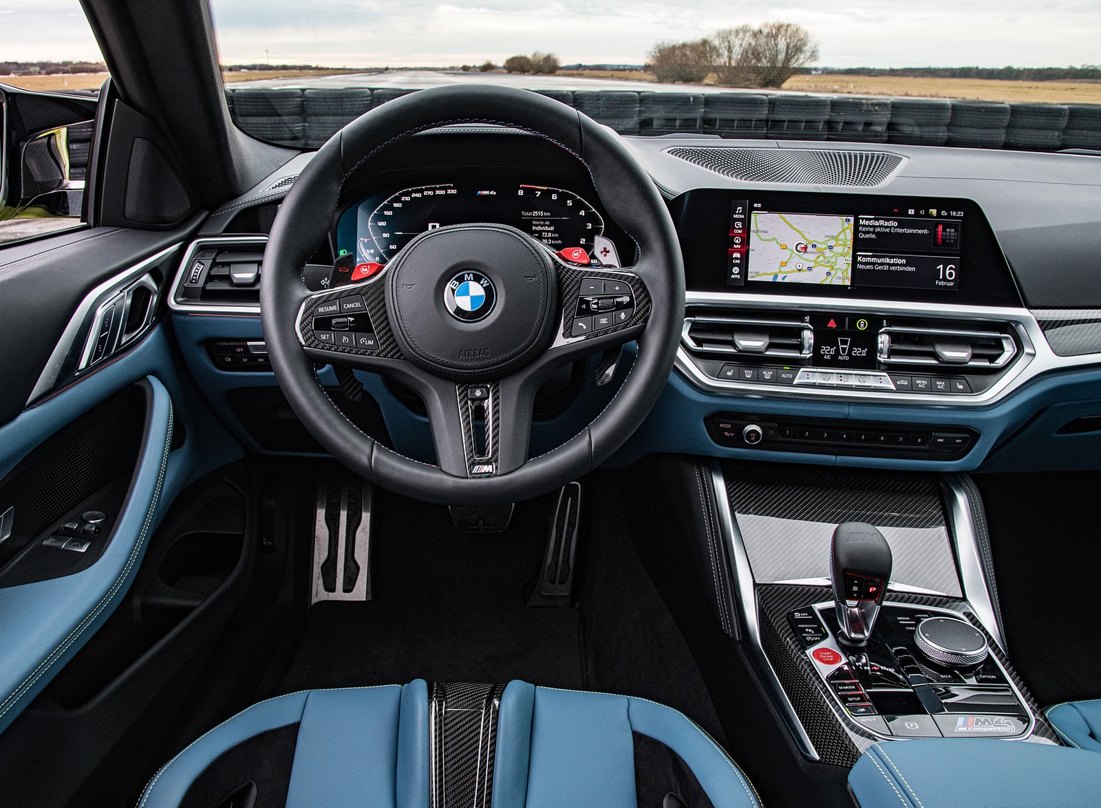 2021 BMW M4 Coupe Competition (Color: Sao Paulo Yellow) Interior Cockpit Wallpapers #117 of 207