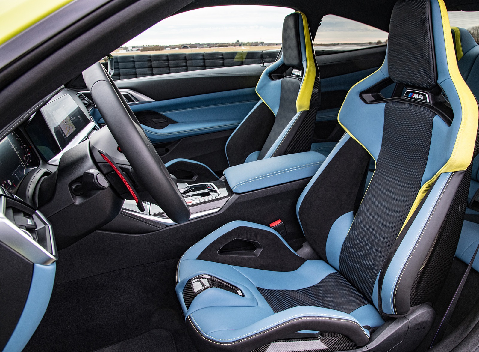 2021 BMW M4 Coupe Competition (Color: Sao Paulo Yellow) Interior Seats Wallpapers #116 of 207