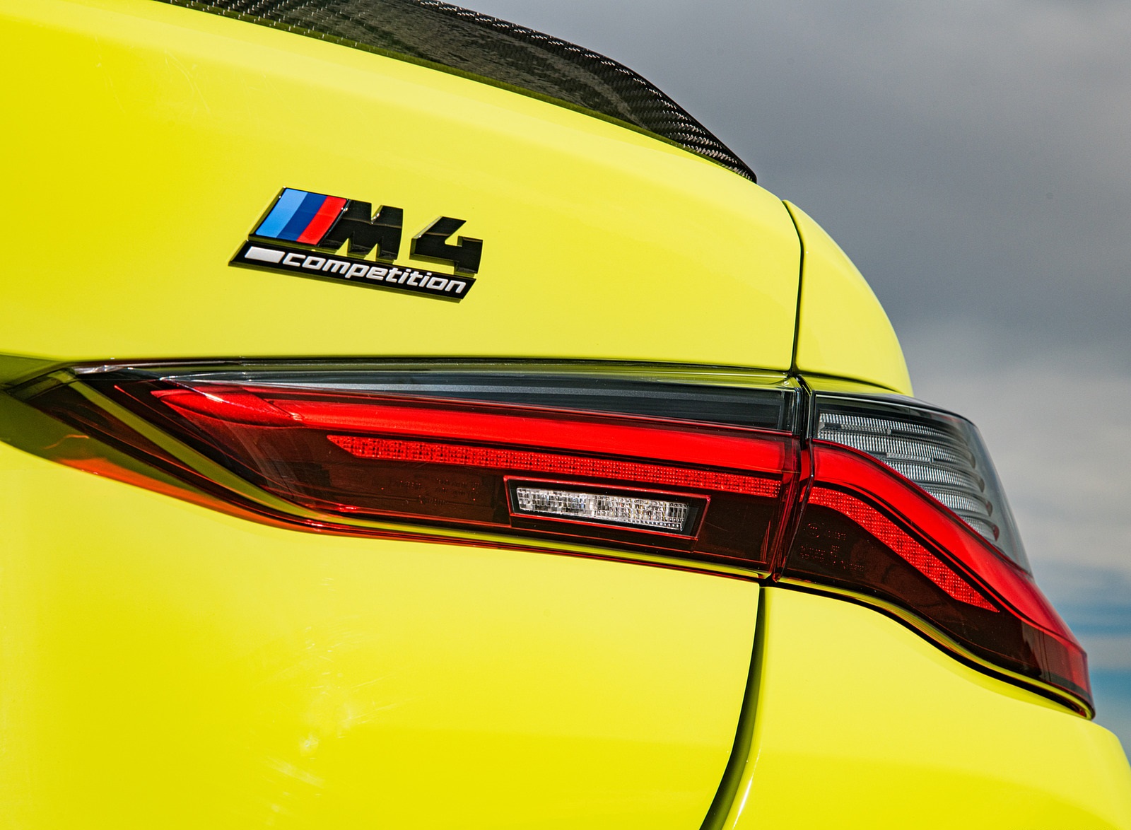 2021 BMW M4 Coupe Competition (Color: Sao Paulo Yellow) Tail Light Wallpapers #110 of 207