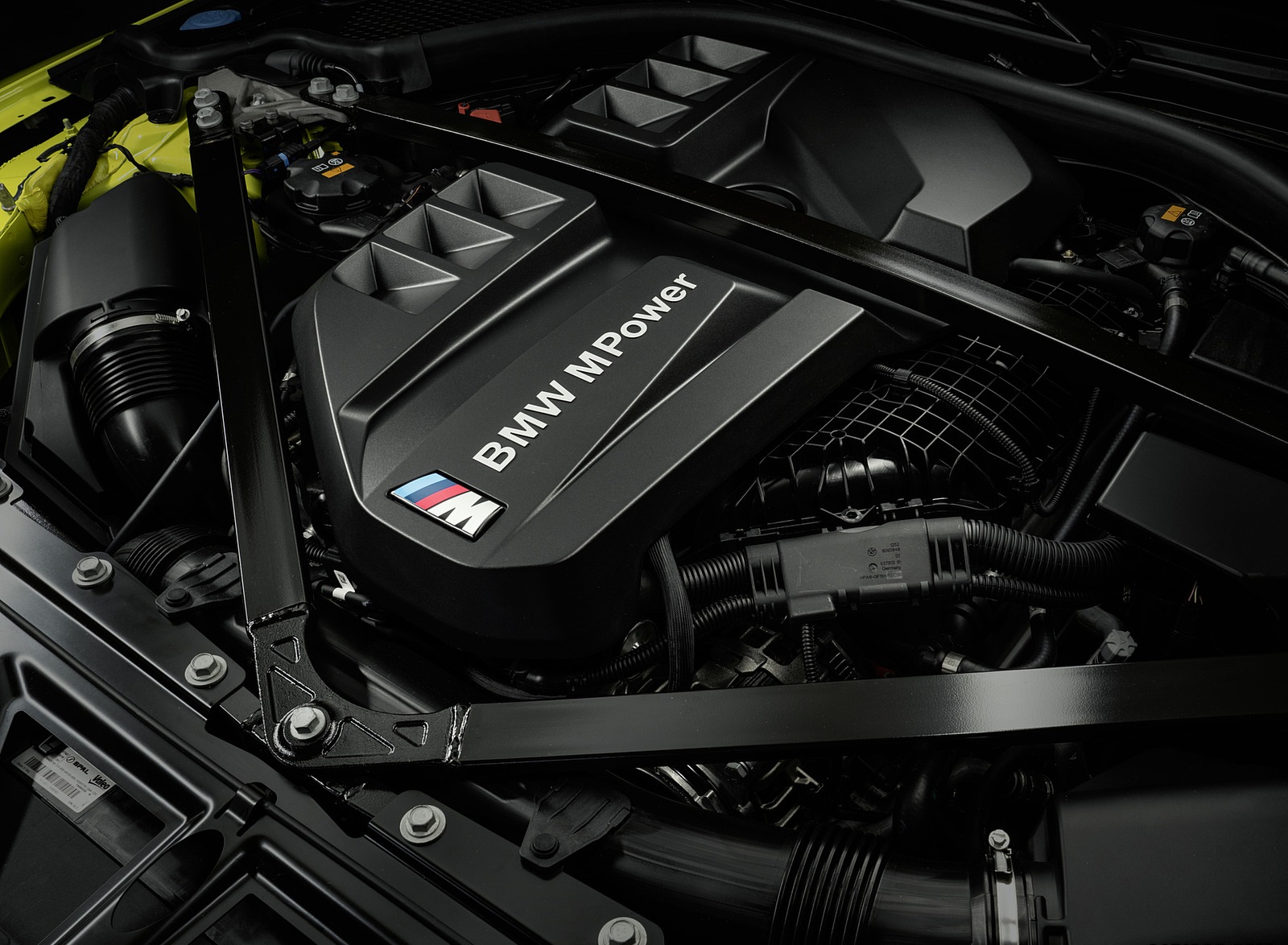 2021 BMW M4 Coupe Competition Engine Wallpapers #194 of 207