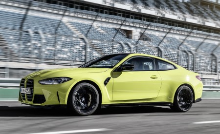 2021 BMW M4 Coupe Competition Front Three-Quarter Wallpapers 450x275 (129)