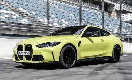 2021 BMW M4 Coupe Competition Front Three-Quarter Wallpapers 450x275 (128)