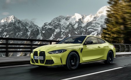 2021 BMW M4 Coupe Competition Front Three-Quarter Wallpapers 450x275 (5)
