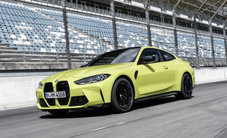 2021 BMW M4 Coupe Competition Front Three-Quarter Wallpapers  450x275 (132)