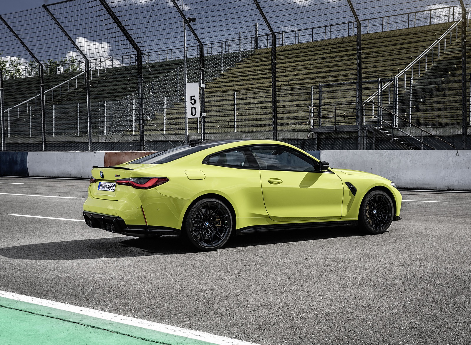2021 BMW M4 Coupe Competition Rear Three-Quarter Wallpapers  #150 of 207