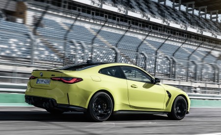 2021 BMW M4 Coupe Competition Rear Three-Quarter Wallpapers  450x275 (134)