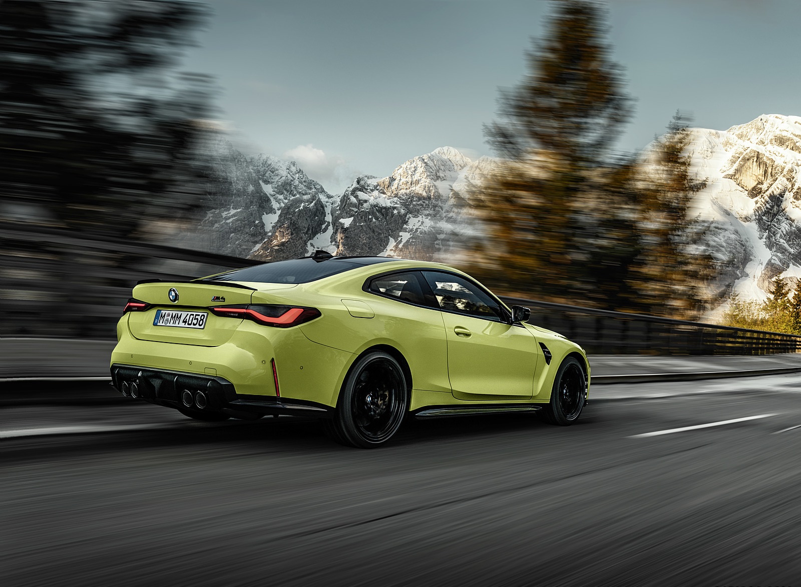 2021 BMW M4 Coupe Competition Rear Three-Quarter Wallpapers (8)