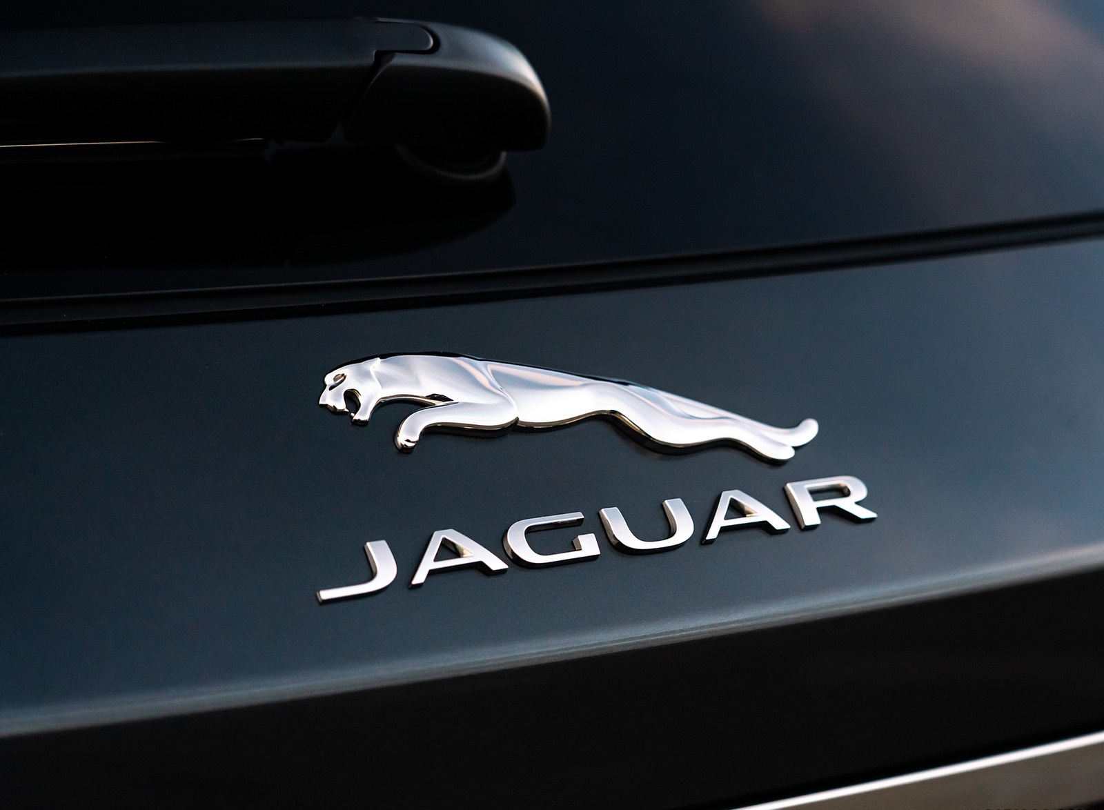 2021 Jaguar XF Sportbrake D200 MHEV SE Badge Wallpapers #23 of 32