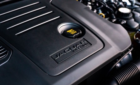 2021 Jaguar XF Sportbrake D200 MHEV SE Engine Wallpapers 450x275 (24)