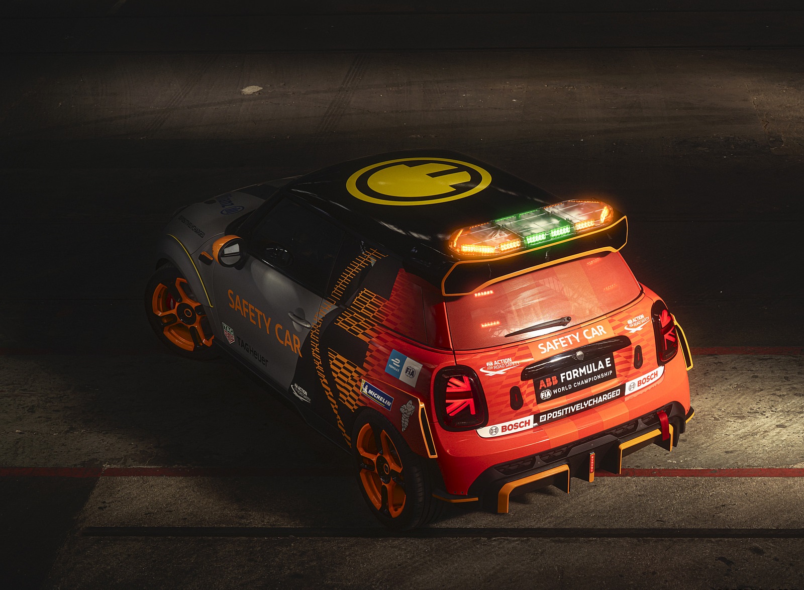 2021 MINI Electric Pacesetter Rear Three-Quarter Wallpapers #16 of 62