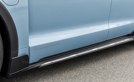 2022 Porsche Taycan 4S Cross Turismo (Color: Frozen Blue Metallic) Detail Wallpapers 450x275 (63)