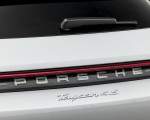 2022 Porsche Taycan 4S Cross Turismo (Color: Ice Grey Metallic) Badge Wallpapers 150x120 (27)