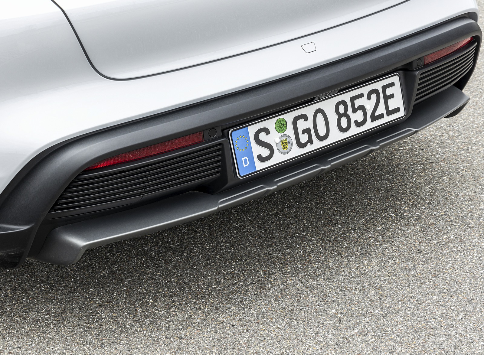 2022 Porsche Taycan 4S Cross Turismo (Color: Ice Grey Metallic) Detail Wallpapers #26 of 95