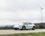 2022 Porsche Taycan 4S Cross Turismo (Color: Ice Grey Metallic) Front Three-Quarter Wallpapers 150x120 (10)