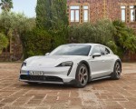 2022 Porsche Taycan 4S Cross Turismo Front Three-Quarter Wallpapers 150x120 (90)