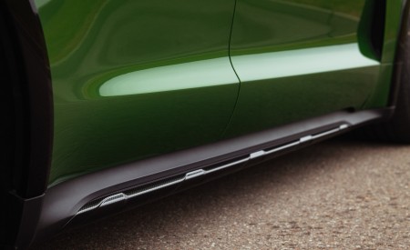 2022 Porsche Taycan Turbo S Cross Turismo (Color: Mamba Green Metallic) Detail Wallpapers 450x275 (27)