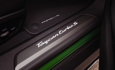 2022 Porsche Taycan Turbo S Cross Turismo (Color: Mamba Green Metallic) Door Sill Wallpapers 450x275 (32)