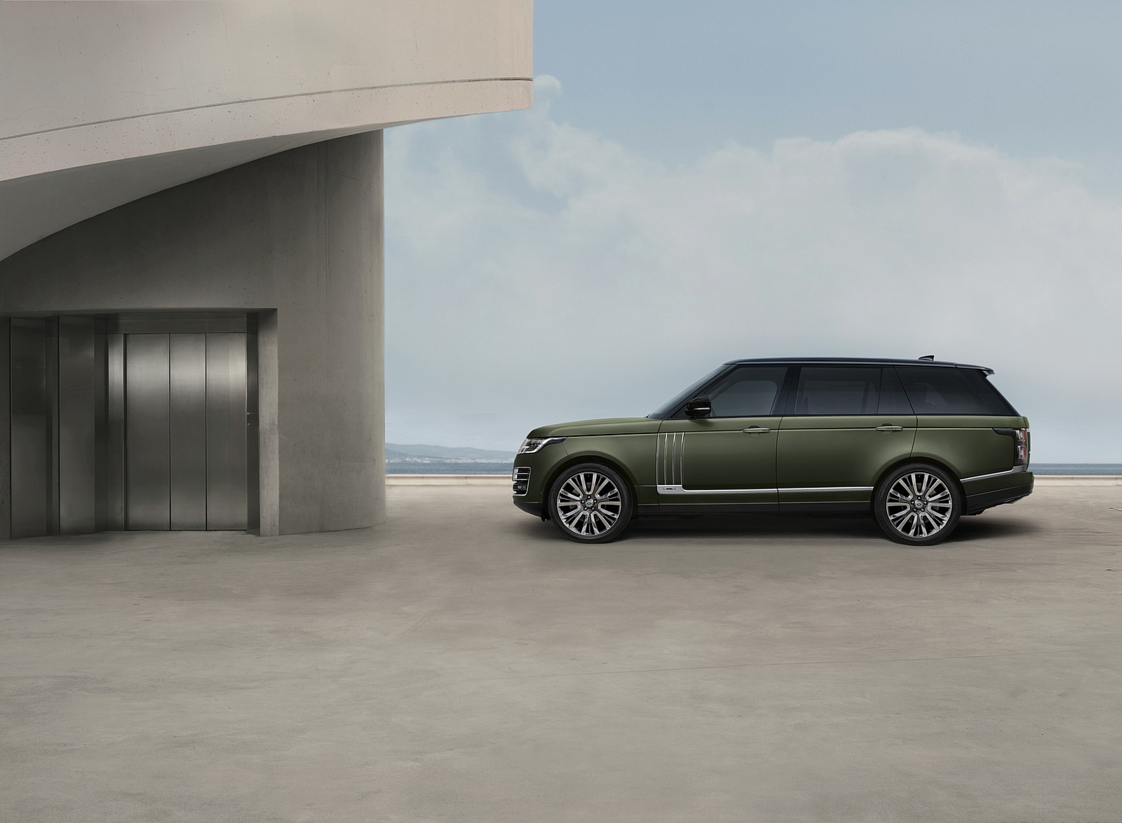 2021 Range Rover SVAutobiography Ultimate Side Wallpapers  (5)