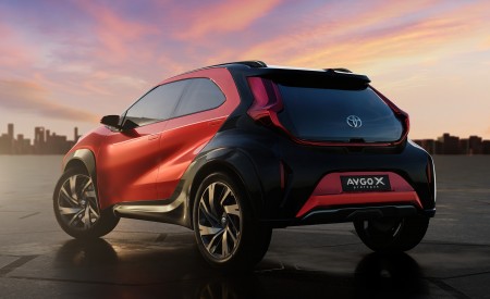 2021 Toyota Aygo X Prologue Concept Rear Three-Quarter Wallpapers 450x275 (10)