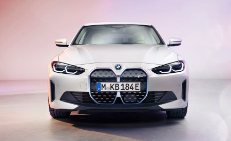 2022 BMW i4 Front Wallpapers 450x275 (25)