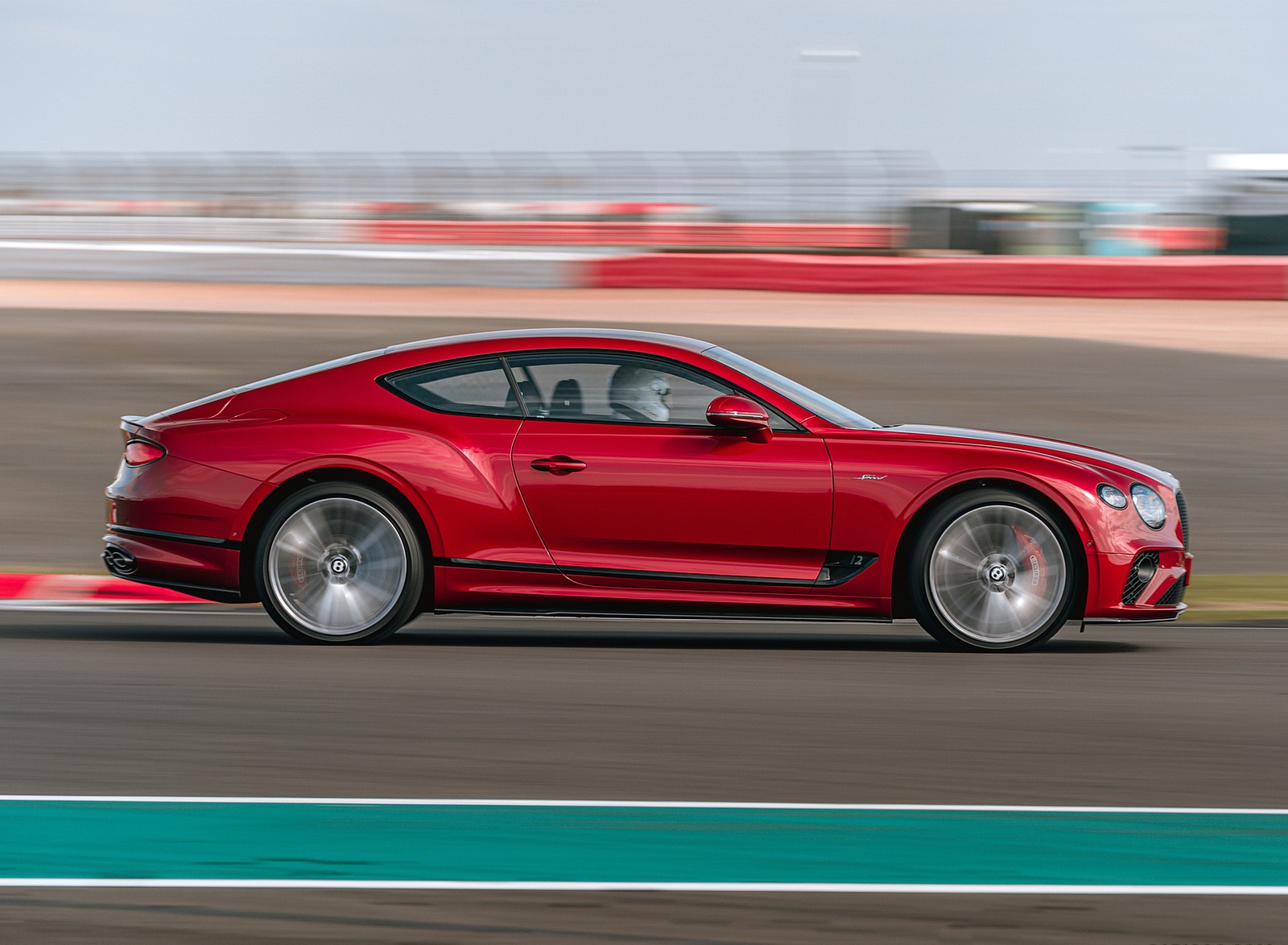 2022 Bentley Continental GT Speed (Color: Candy Red) Side Wallpapers #8 of 173