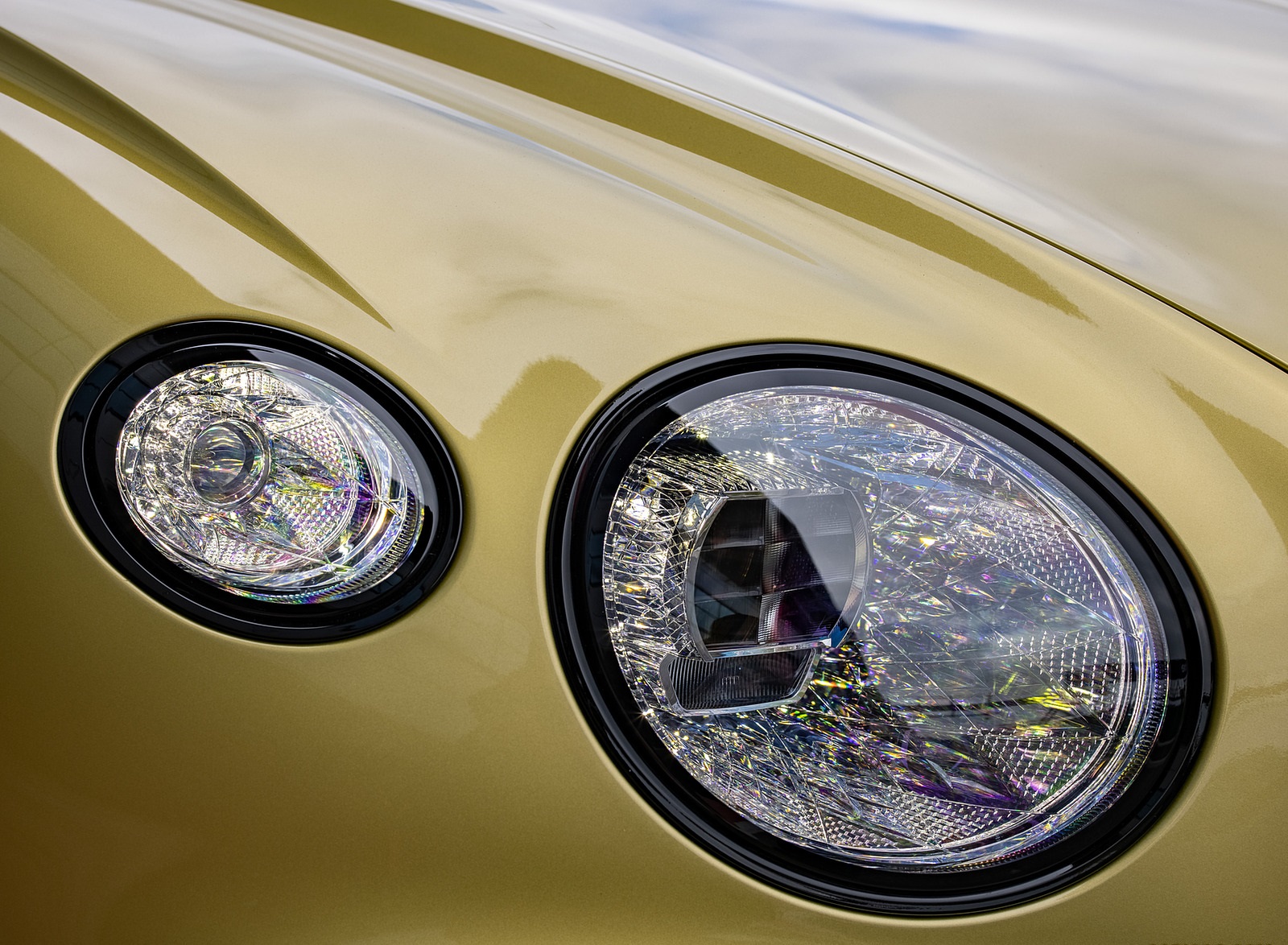 2022 Bentley Continental GT Speed (Color: Julep) Headlight Wallpapers #38 of 173