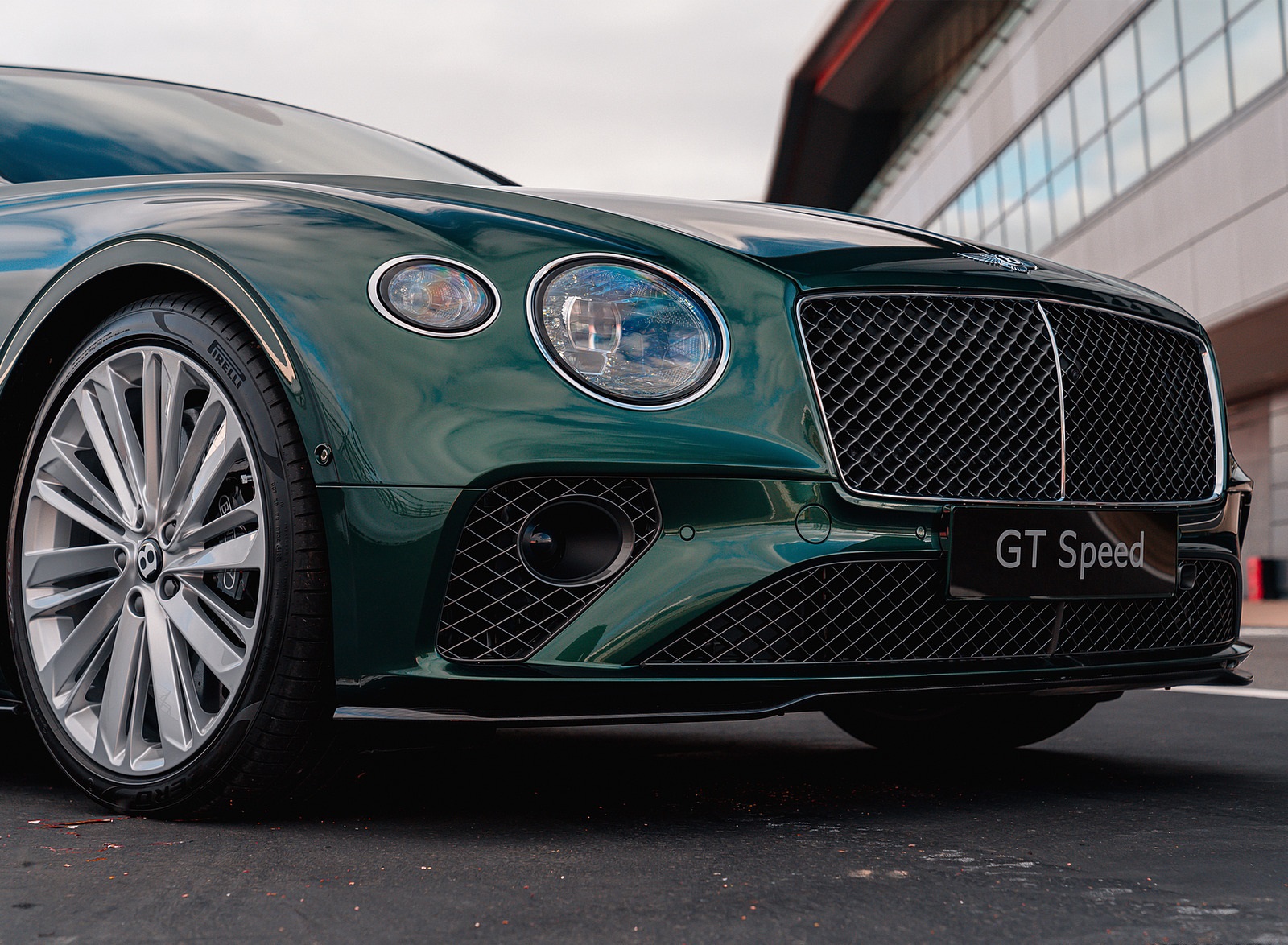 2022 Bentley Continental GT Speed (Color: Verdant) Detail Wallpapers  #54 of 173