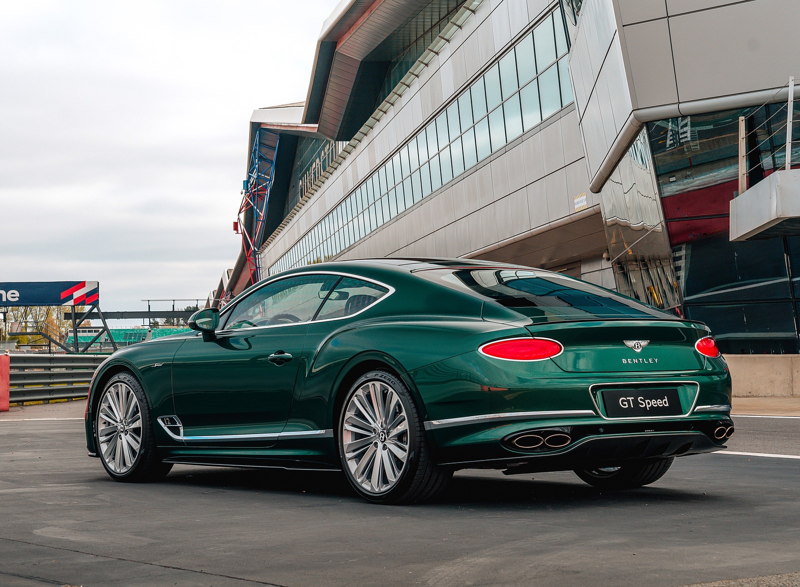2022 Bentley Continental GT Speed (Color: Verdant) Rear Three-Quarter Wallpapers #52 of 173
