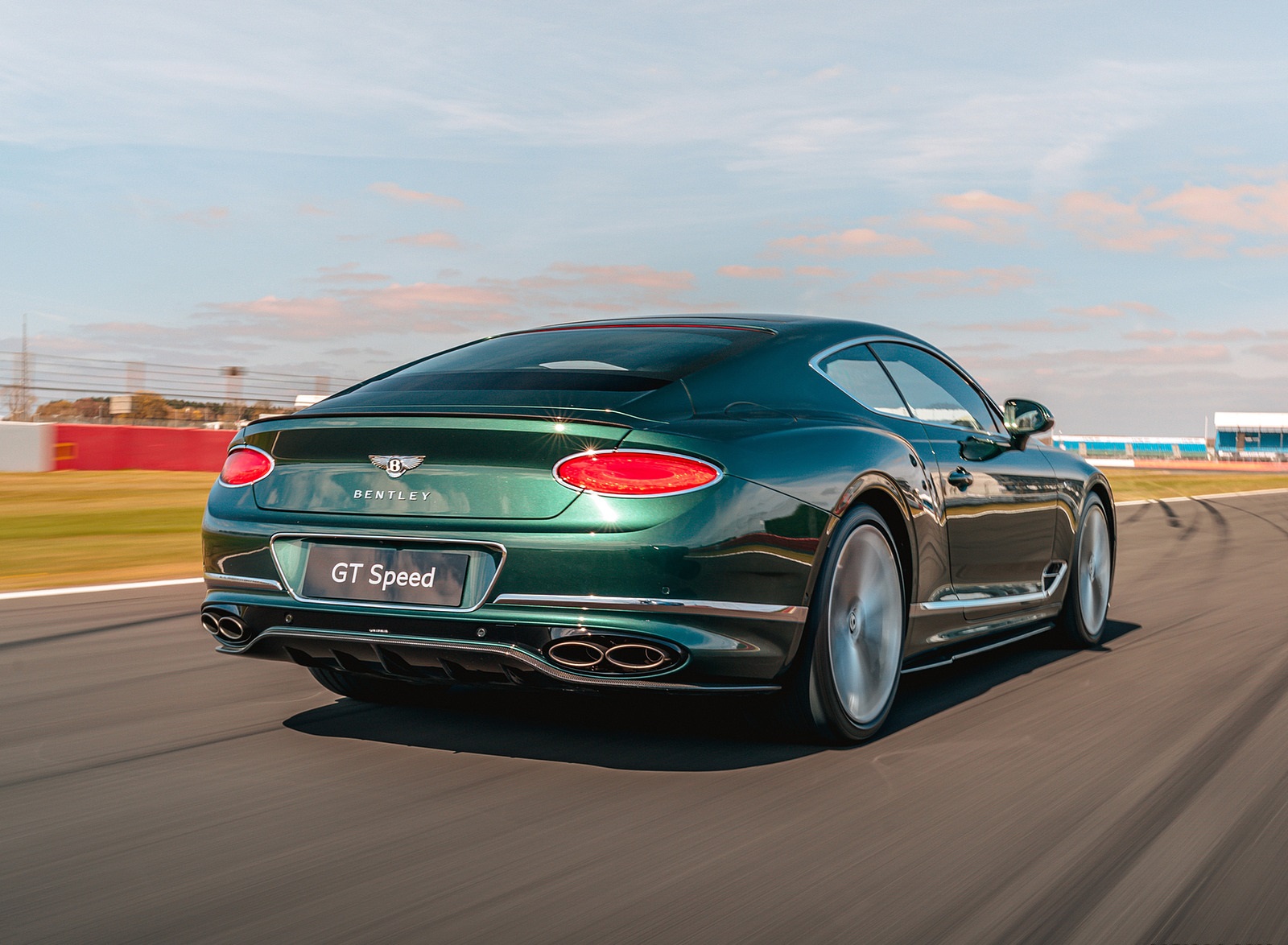 2022 Bentley Continental GT Speed (Color: Verdant) Rear Three-Quarter Wallpapers #47 of 173