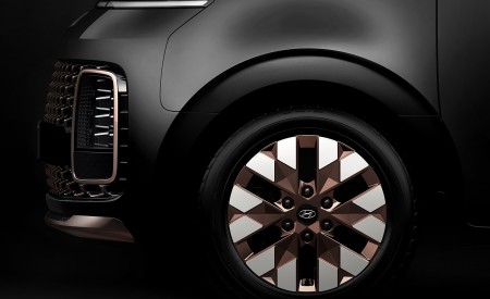 2022 Hyundai Staria Wheel Wallpapers 450x275 (7)
