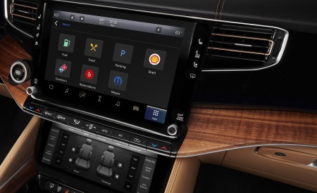 2022 Jeep Grand Wagoneer Central Console Wallpapers  450x275 (57)