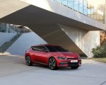 2022 Kia EV6 GT-Line Front Three-Quarter Wallpapers 150x120