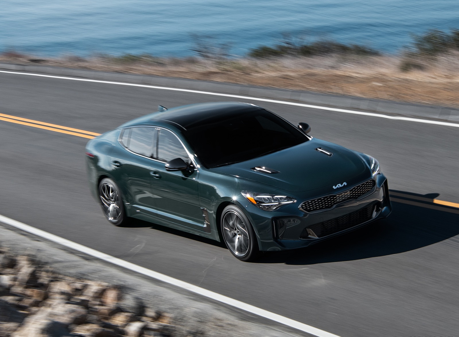 2022 Kia Stinger GT-Line Front Three-Quarter Wallpapers  #3 of 29