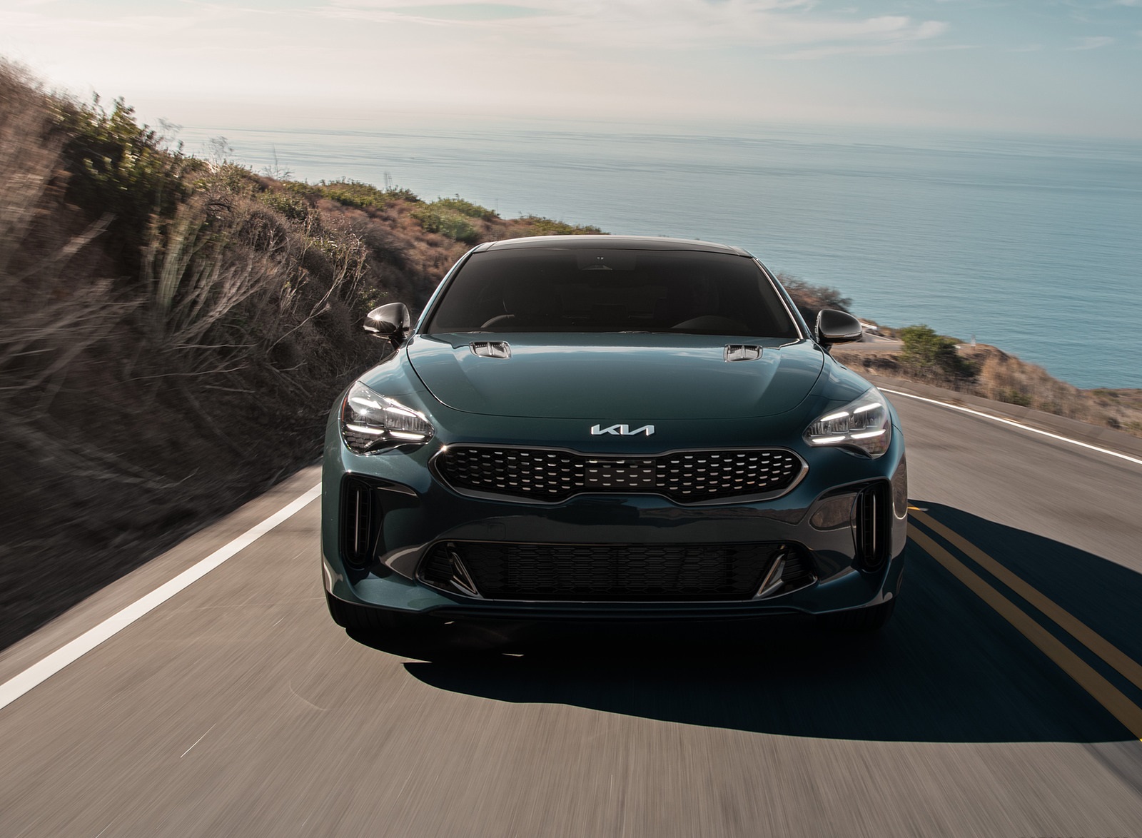 2022 Kia Stinger GT-Line Front Wallpapers #2 of 29