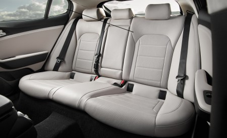2022 Kia Stinger GT-Line Interior Rear Seats Wallpapers 450x275 (29)