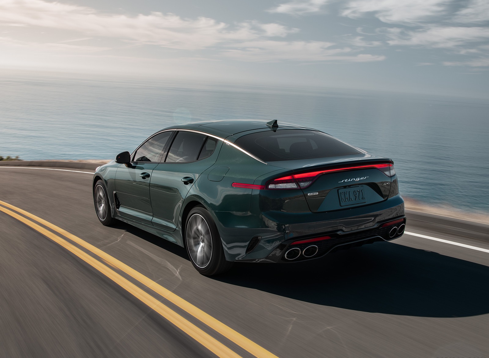 2022 Kia Stinger GT-Line Rear Three-Quarter Wallpapers (4)