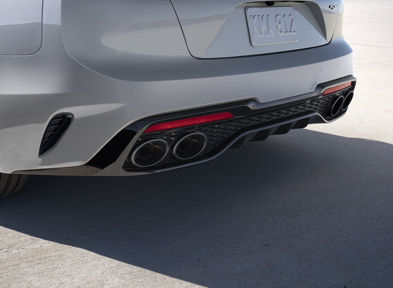 2022 Kia Stinger Scorpion Special Edition Exhaust Wallpapers (6)