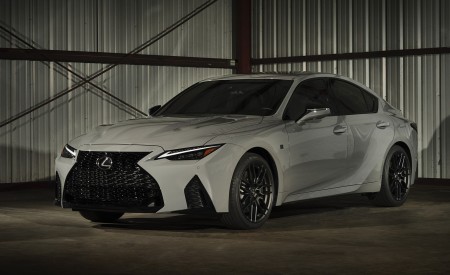 2022 Lexus IS 500 F Sport Performance Launch Edition Front Three-Quarter Wallpapers 450x275 (21)