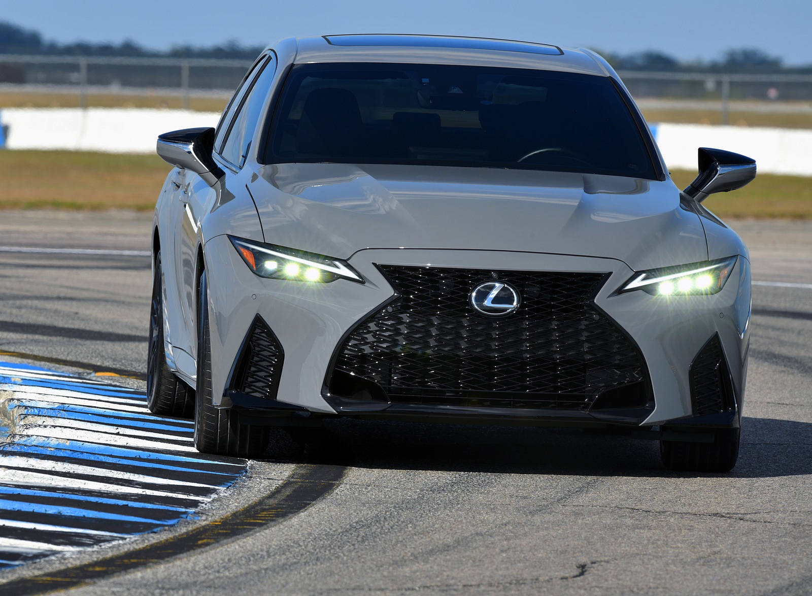 2022 Lexus IS 500 F Sport Performance Launch Edition Front Wallpapers (2)