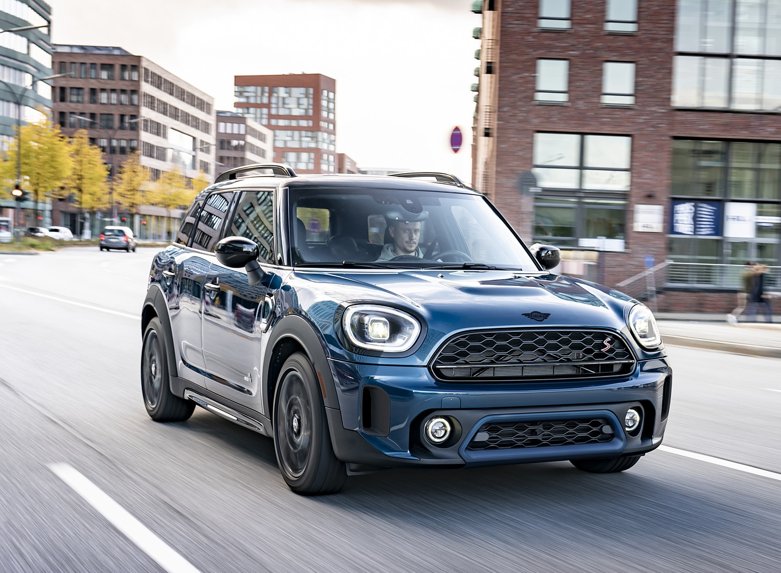 2022 MINI Countryman Boardwalk Edition Front Three-Quarter Wallpapers (2)