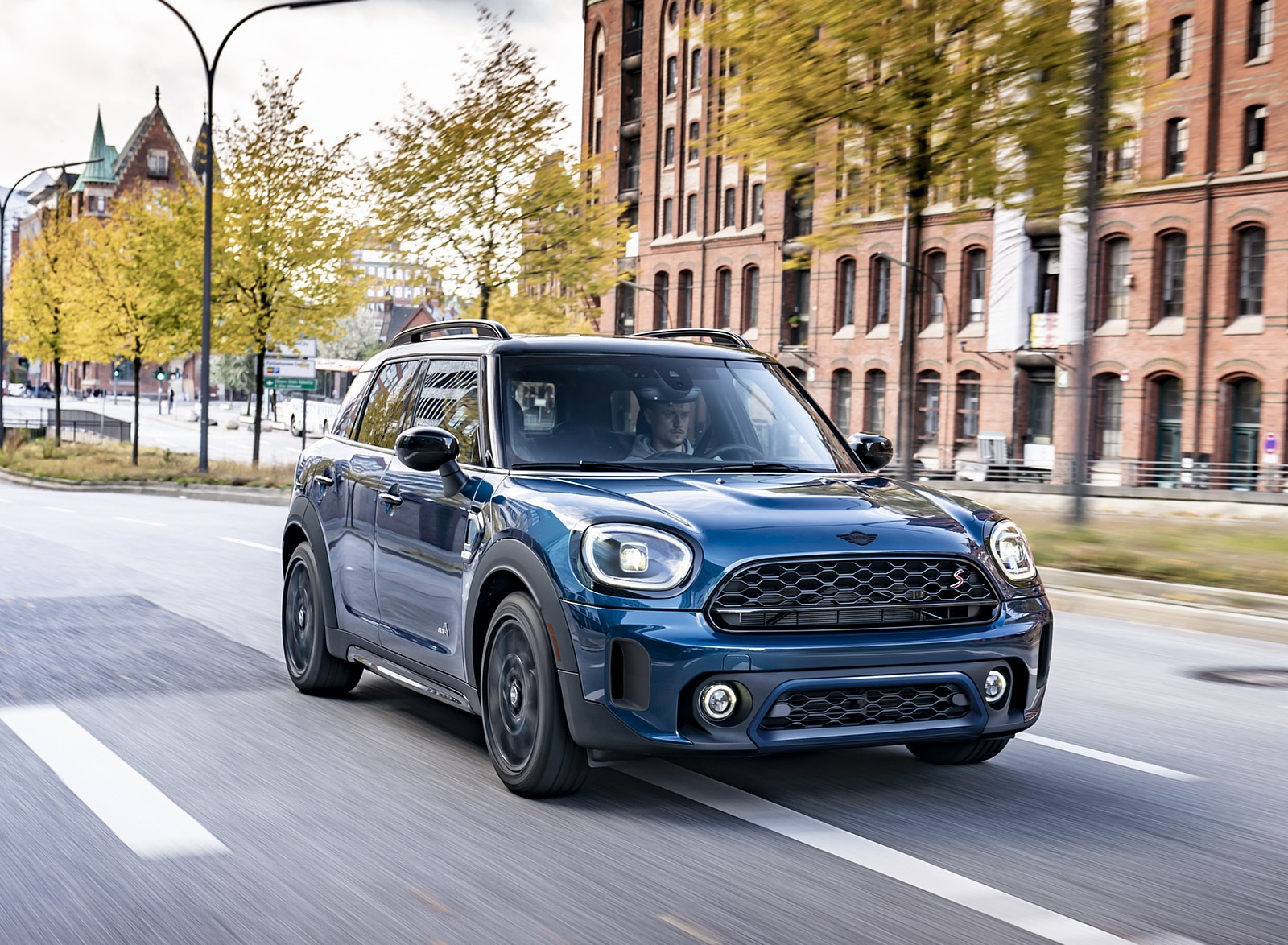 2022 MINI Countryman Boardwalk Edition Front Three-Quarter Wallpapers #3 of 20