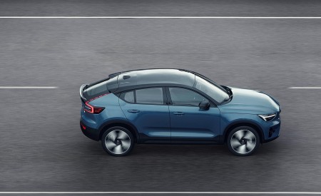 2022 Volvo C40 Recharge Side Wallpapers 450x275 (56)