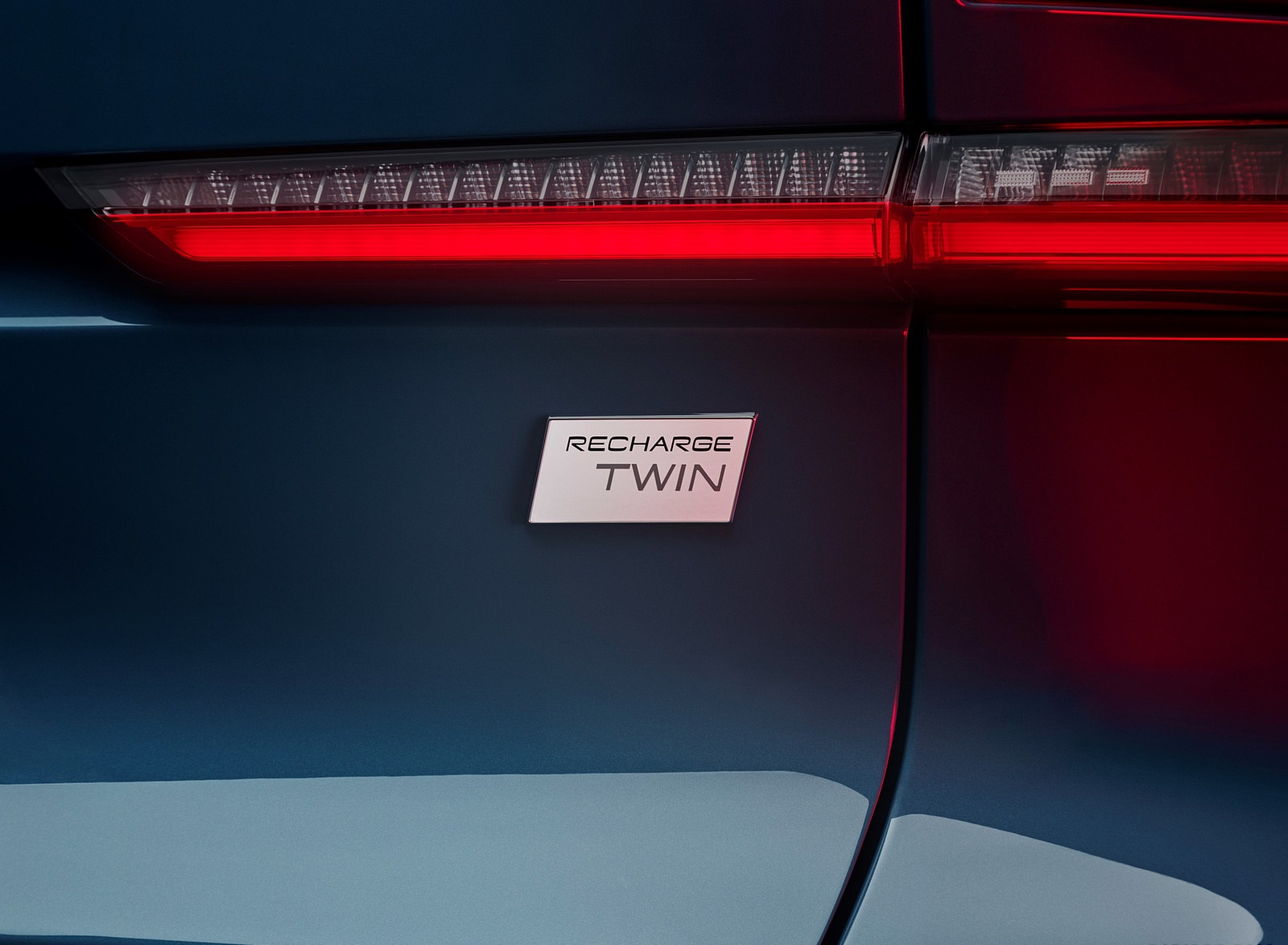 2022 Volvo C40 Recharge Tail Light Wallpapers  #89 of 101