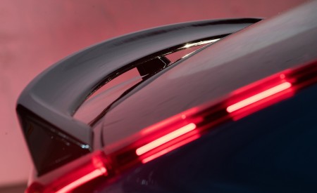 2022 Volvo C40 Recharge Tail Light Wallpapers  450x275 (50)
